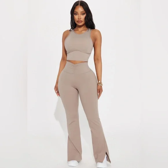 Fashion Nova Pilates Girl Active Flare Pant - Taupe Size Small - Picture 4 of 5